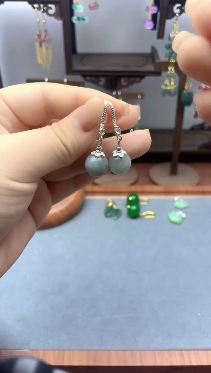 银S925镶嵌翡翠耳饰243000