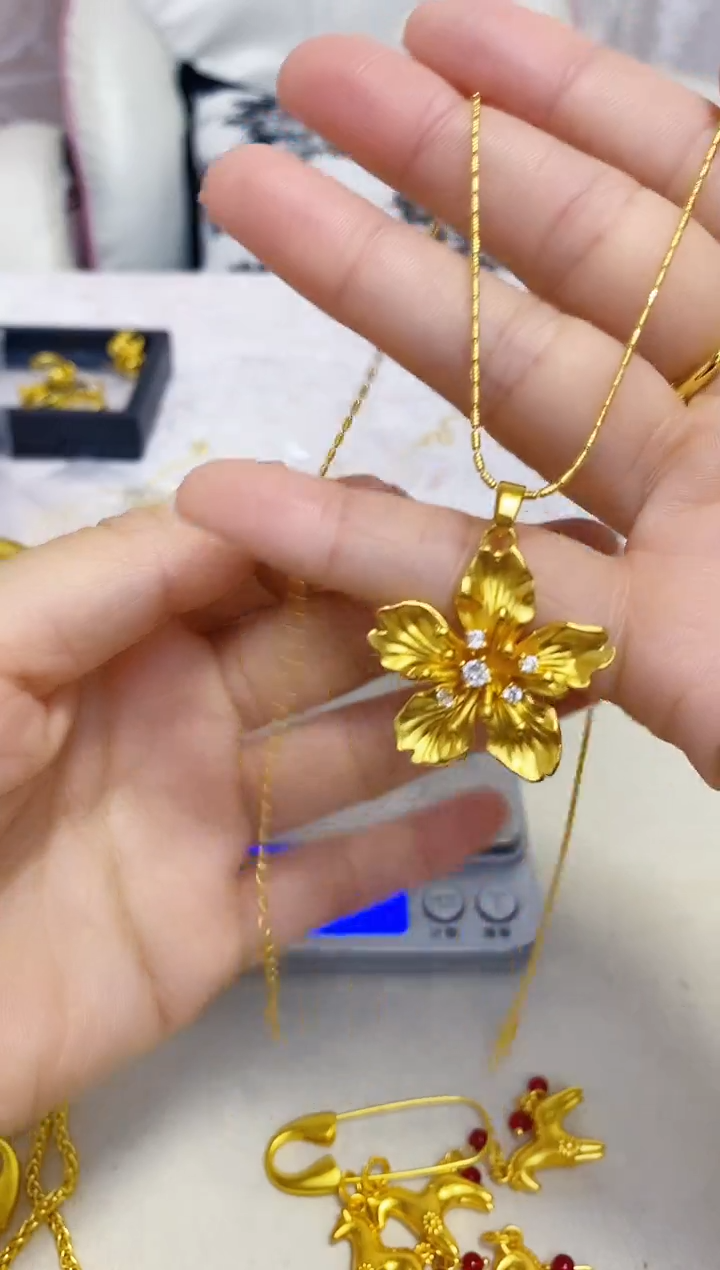 合金无012大花吊坠