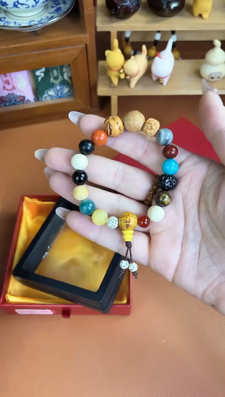 非洲檀香无事牌菩提木质串珠手串/多发性其一/不带盒子