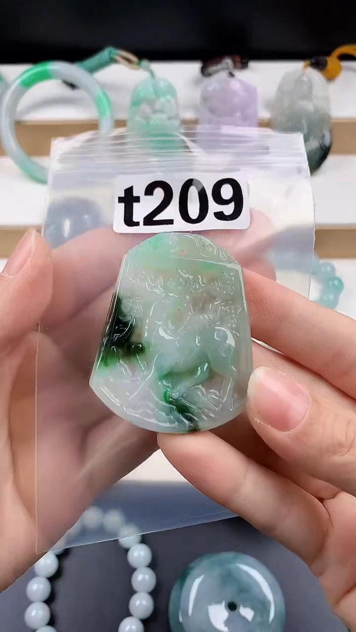 颈饰未镶嵌翡翠@***@天然翡翠吊坠挂件