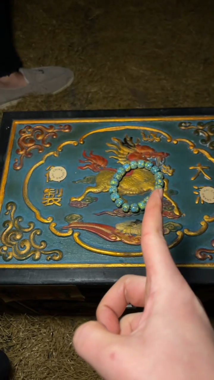 木摆件高端精美蓝麒麟一件链接