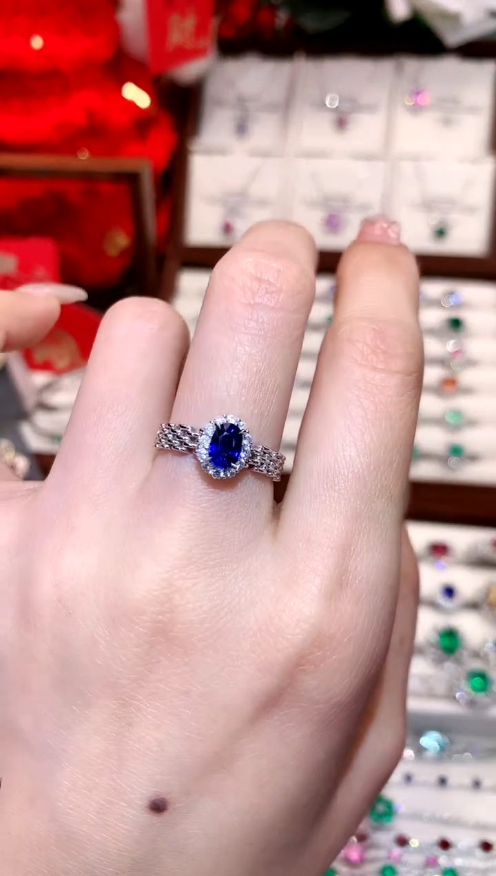 【闪购商品】蓝宝石戒指18K金镶嵌0.75ct/天然宝石/七天无理由