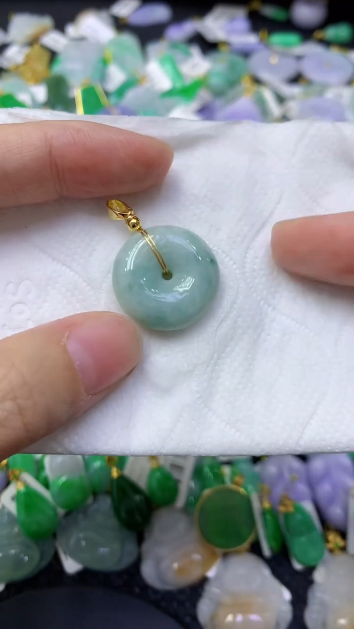 颈饰未镶嵌翡翠天然缅甸翡翠A货