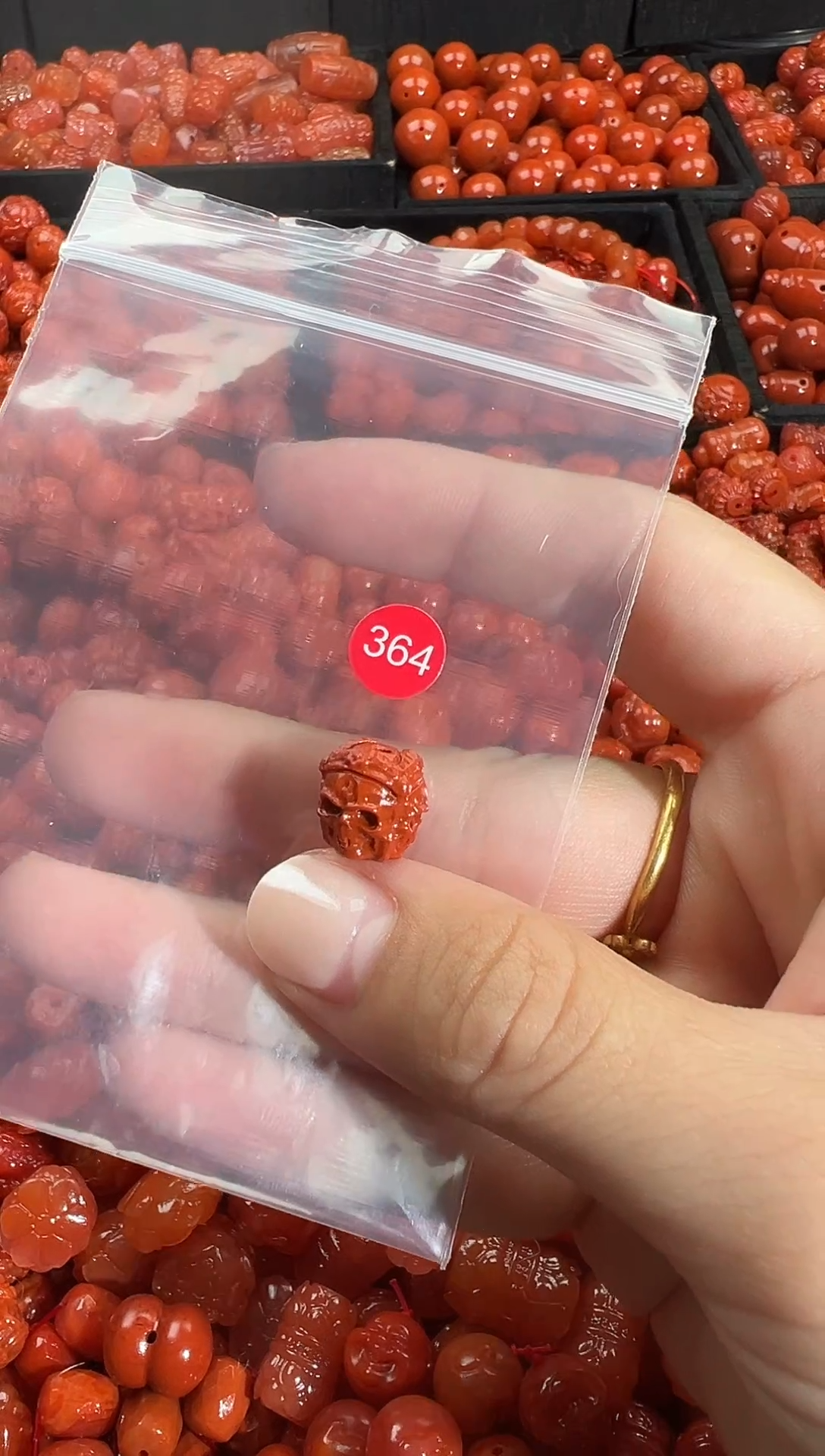 颈饰未镶嵌南红玛瑙1