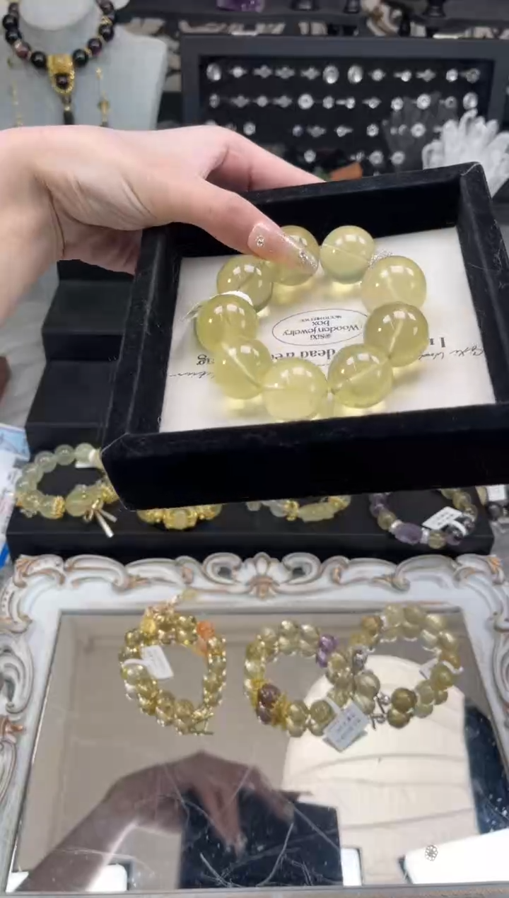 【闪购商品】水晶手链未镶嵌天然水晶 多样性发货