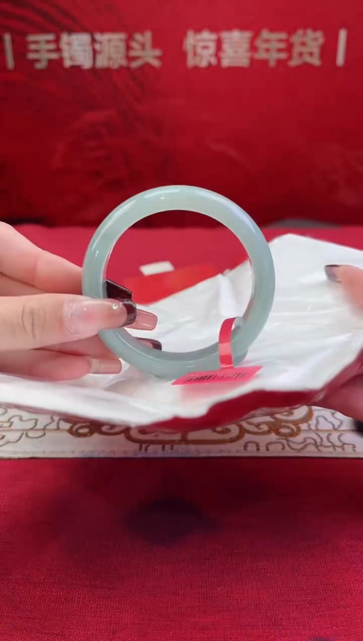 【闪购商品】翡翠手镯未镶嵌翡翠手镯8