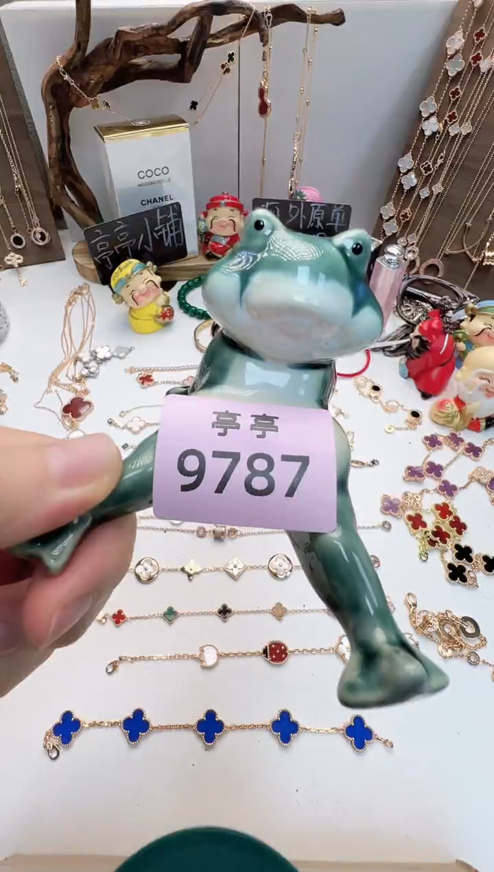 二*， 华禄甄选阁亭亭总铺