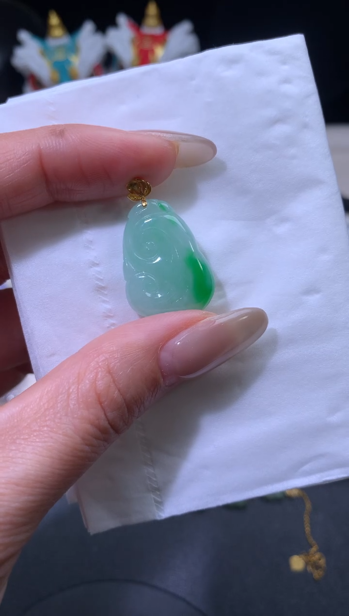 吊坠(不含链)18K金镶嵌翡翠翡翠