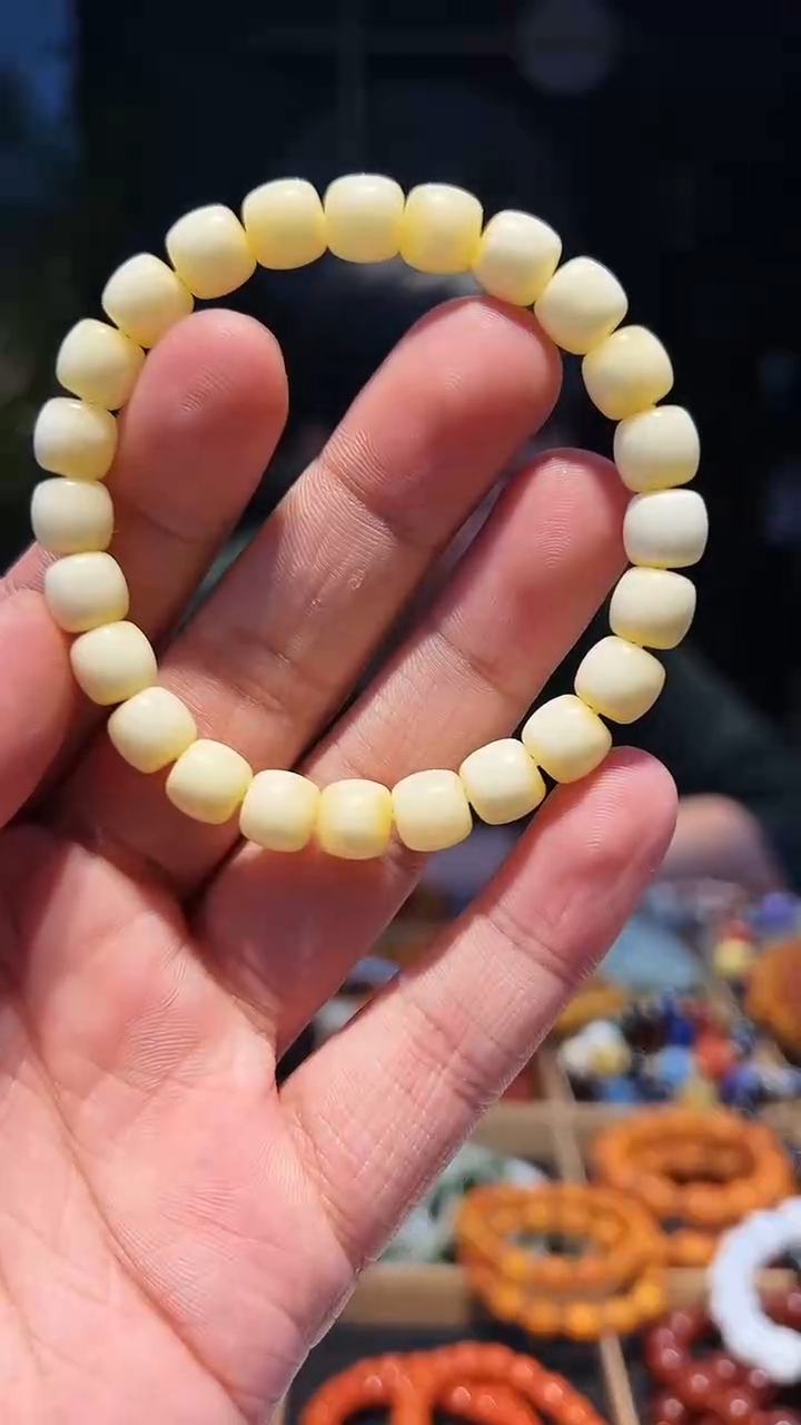 【闪购商品】蜜蜡手串未镶嵌8大+单圈