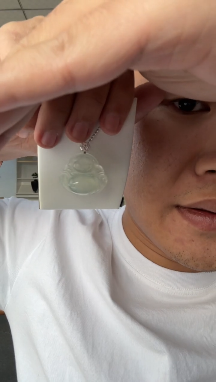 颈饰18K金镶嵌翡翠L**a天然A货翡翠高冰佛公吊坠 多样性发一件