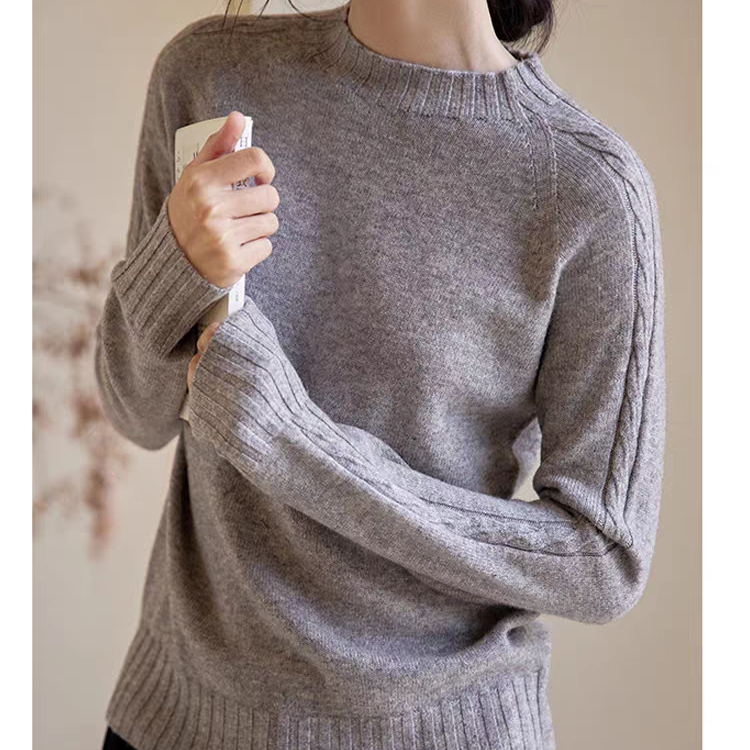 常规纯色宽松型法式圆领羊毛衫百搭秋冬半高领内搭