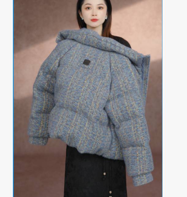 2025冬季新款时尚流行宽松休闲遮肉显瘦加厚保暖羽绒服