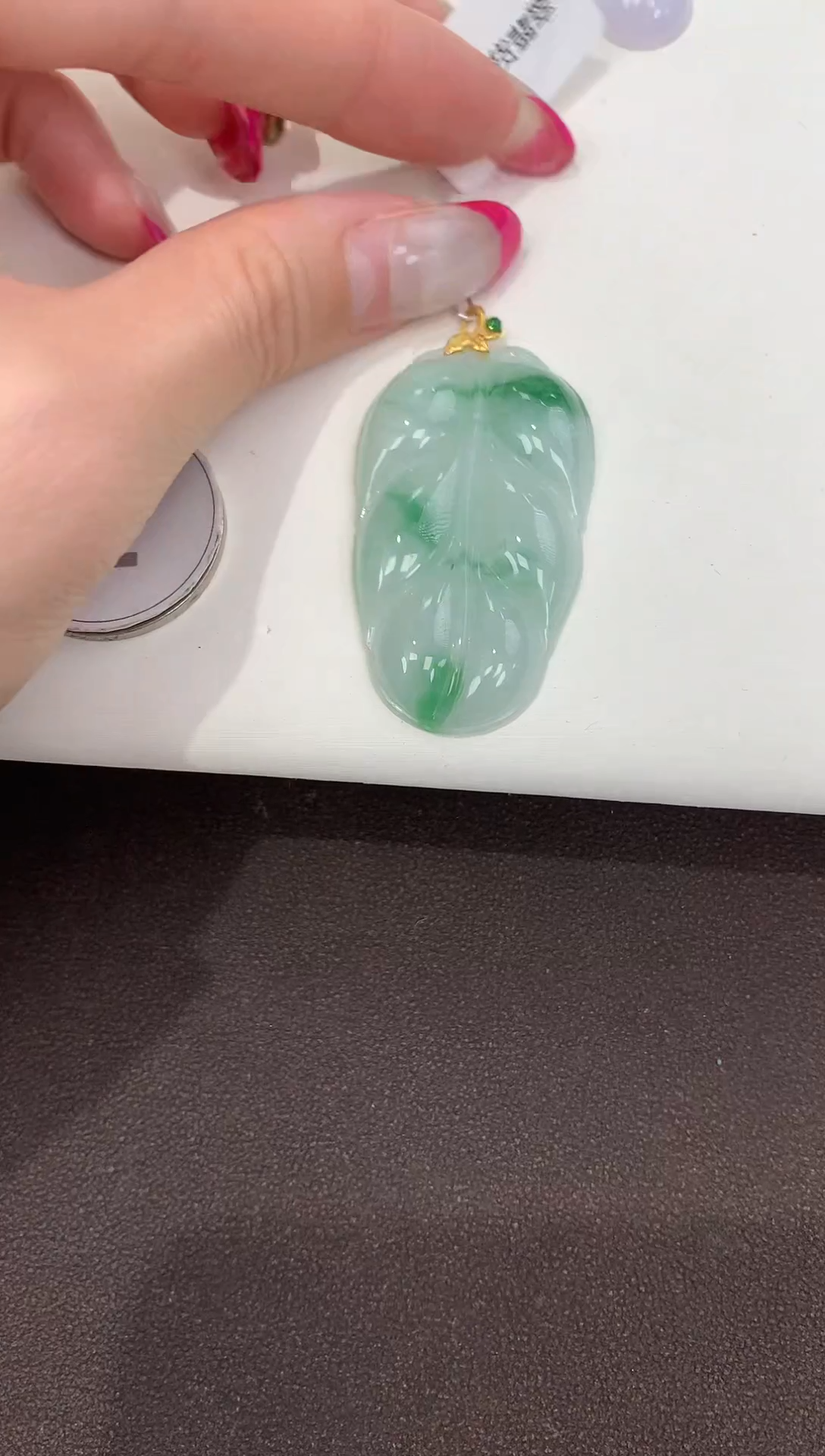 颈饰18K金镶嵌翡翠缅甸a货翡翠