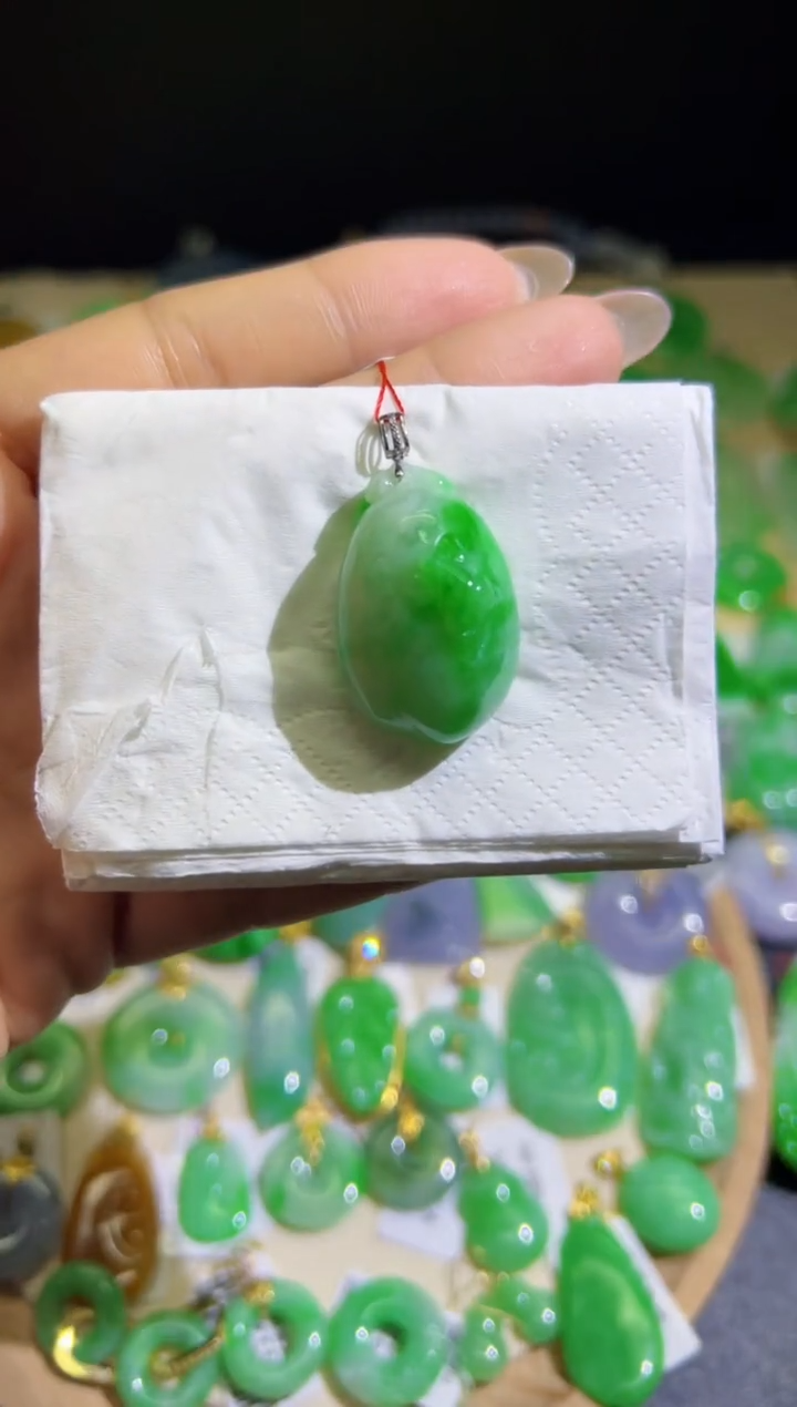 【闪购商品】翡翠颈饰18K金镶嵌Q缅料A货翡翠/支持复检/一件