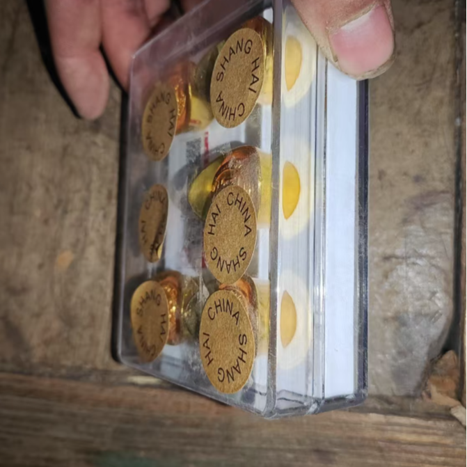 5个金色元宝摆件链接