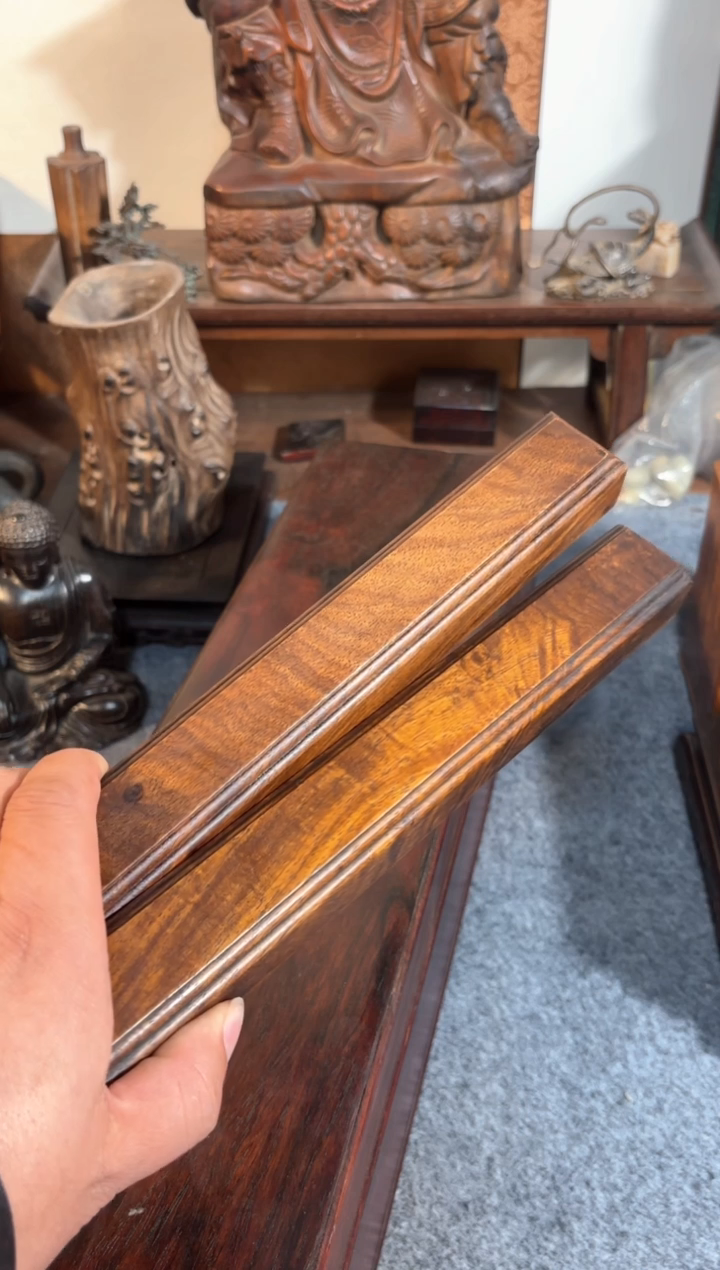 【闪购商品】贡木非常漂亮大气的镇尺