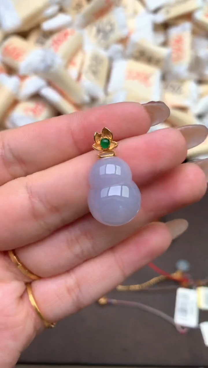 【闪购商品】翡翠18K金镶嵌颈饰—
