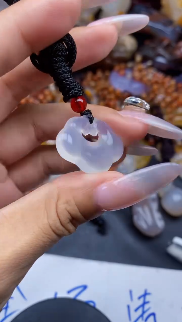 【闪购商品】玛瑙/玉髓颈饰未镶嵌ll