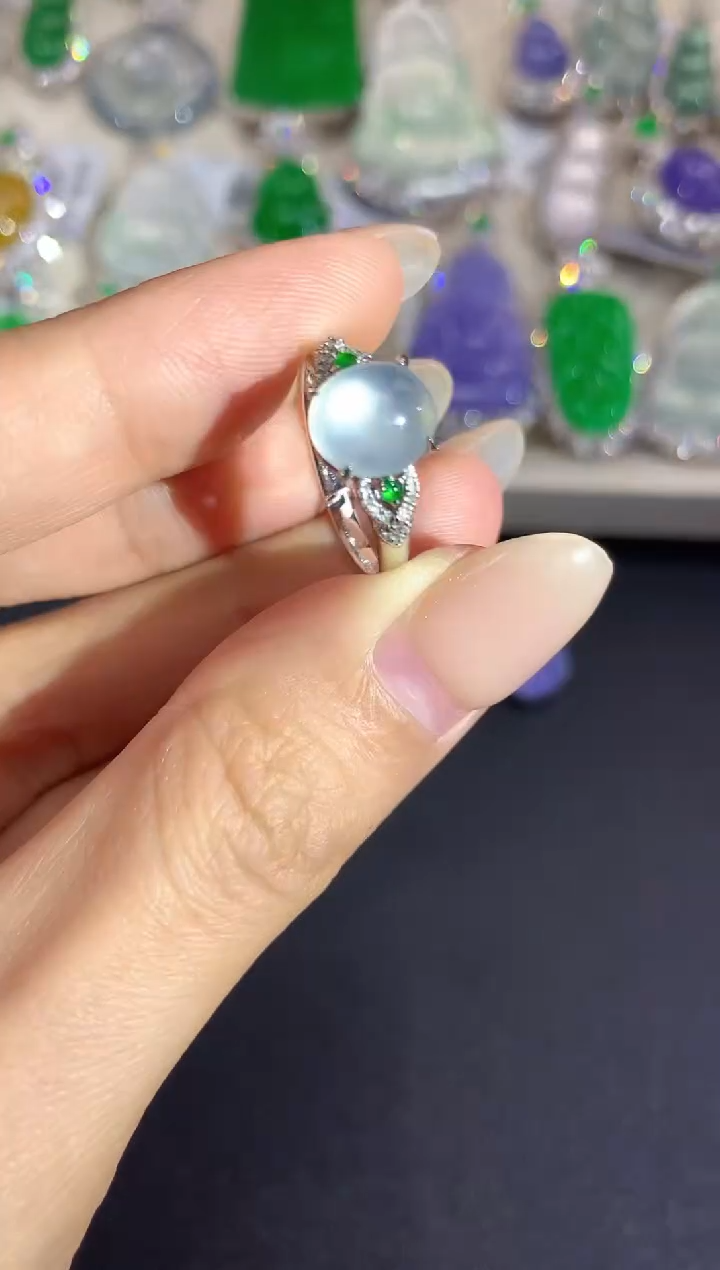 【闪购商品】翡翠戒指18K金镶嵌q15      