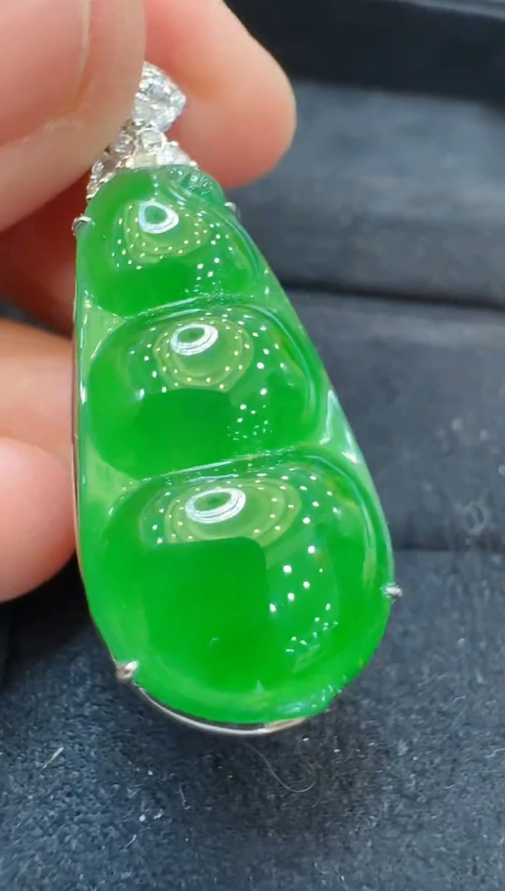 【闪购商品】翡翠吊坠(不含链)18K金镶嵌多样性团购发一件
