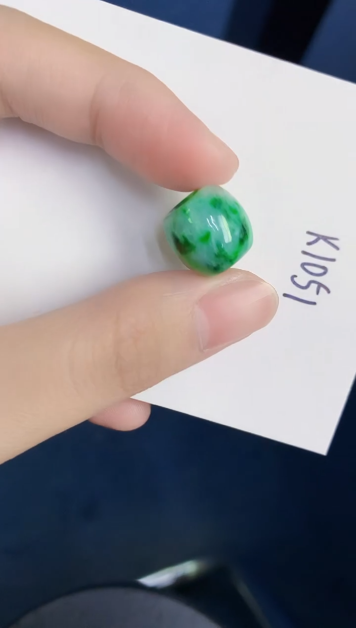 颈饰未镶嵌翡翠天然翡翠缅甸A货