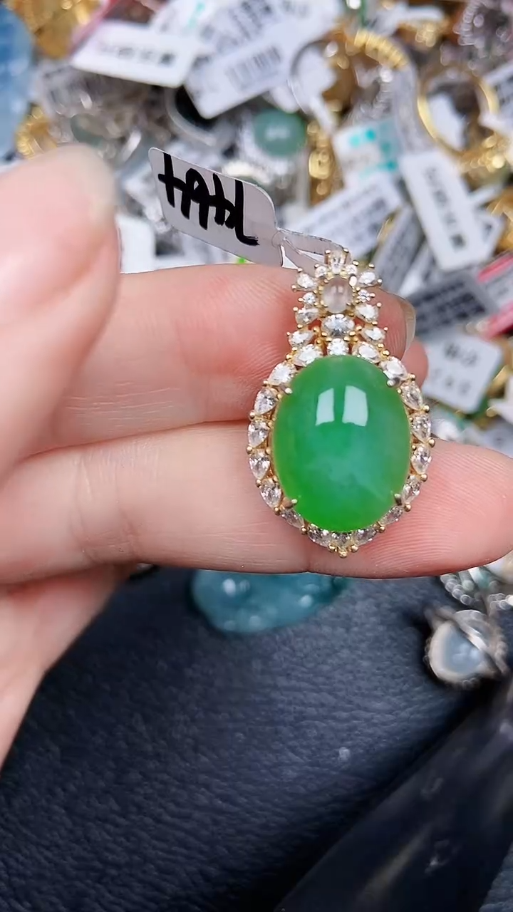 颈饰银S925镶嵌翡翠0990