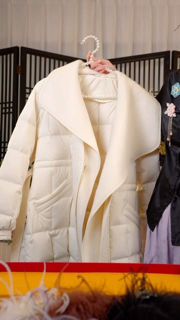 织绣d****a非遗苏绣手工饰品