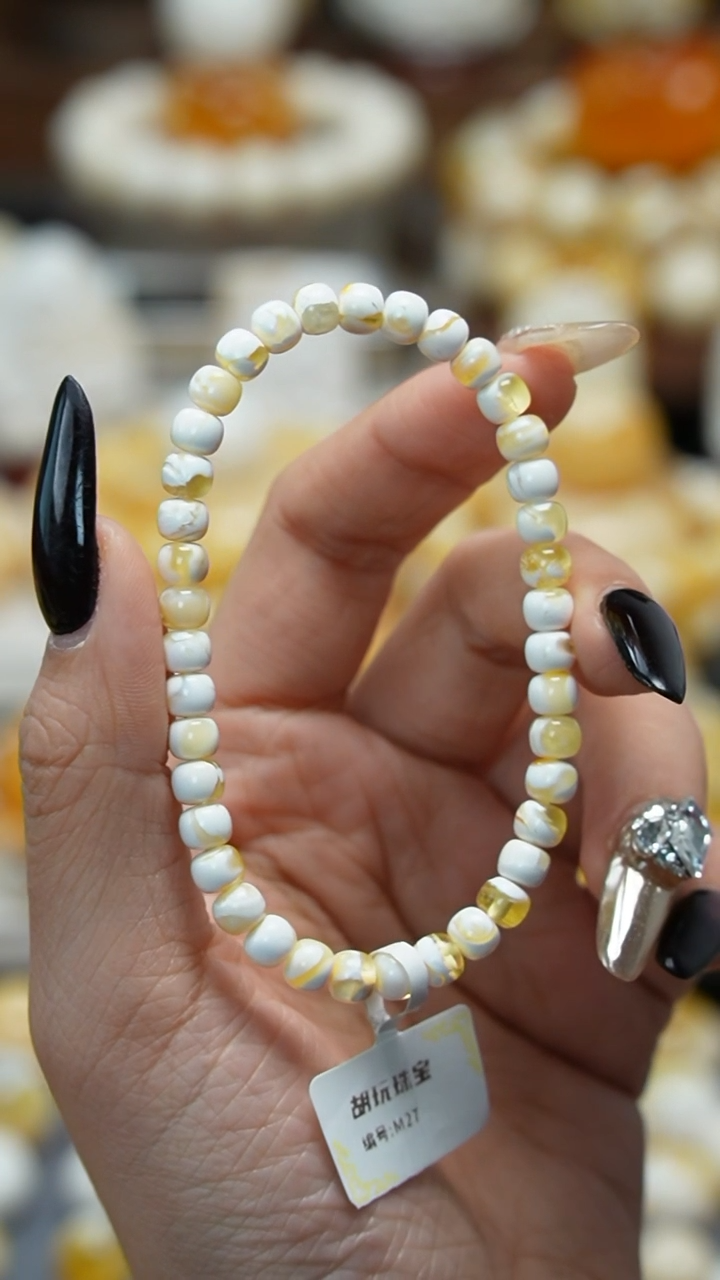 【闪购商品】琥珀裸石未镶嵌111111111111