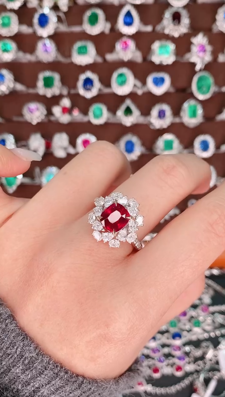 【闪购商品】红宝石18K金戒指18K金镶嵌.