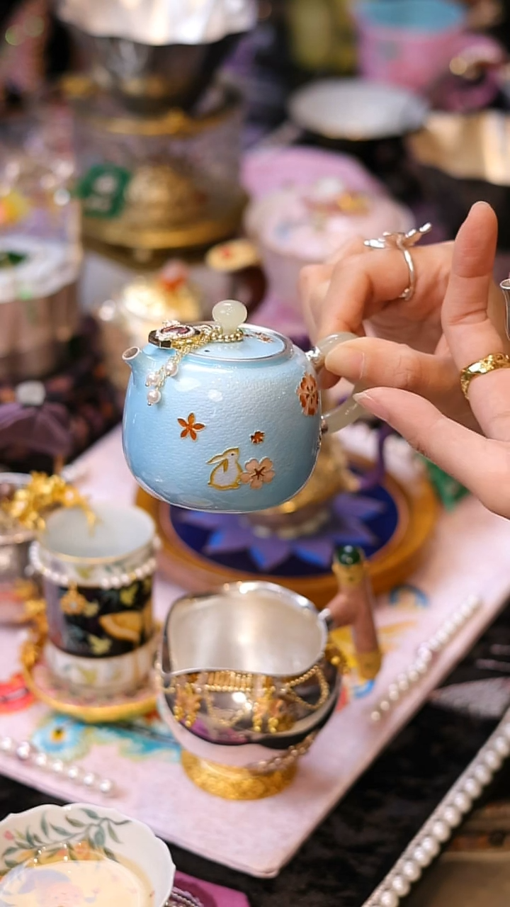 【闪购商品】摆件山怂阿卿直播间@@qb蜂鸟