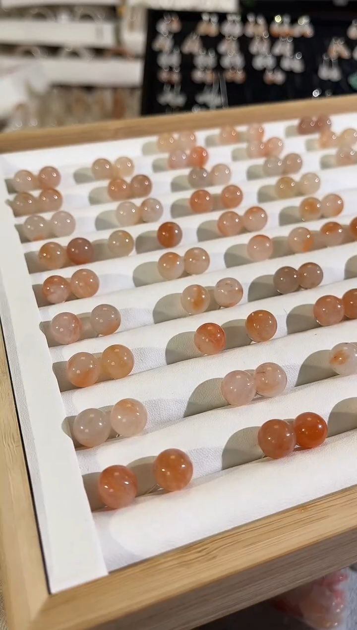 银S925镶嵌石英质玉（非洲翠）耳钉1