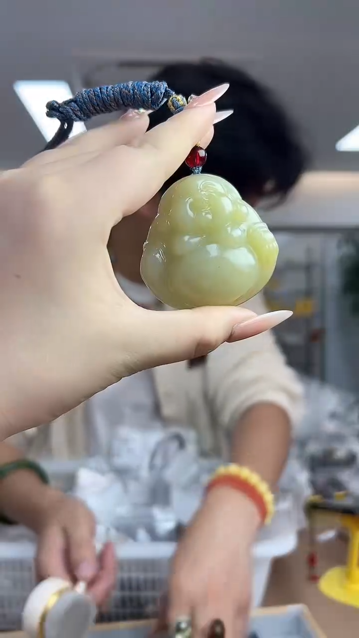 【闪购商品】和田玉佛公未镶嵌吊坠