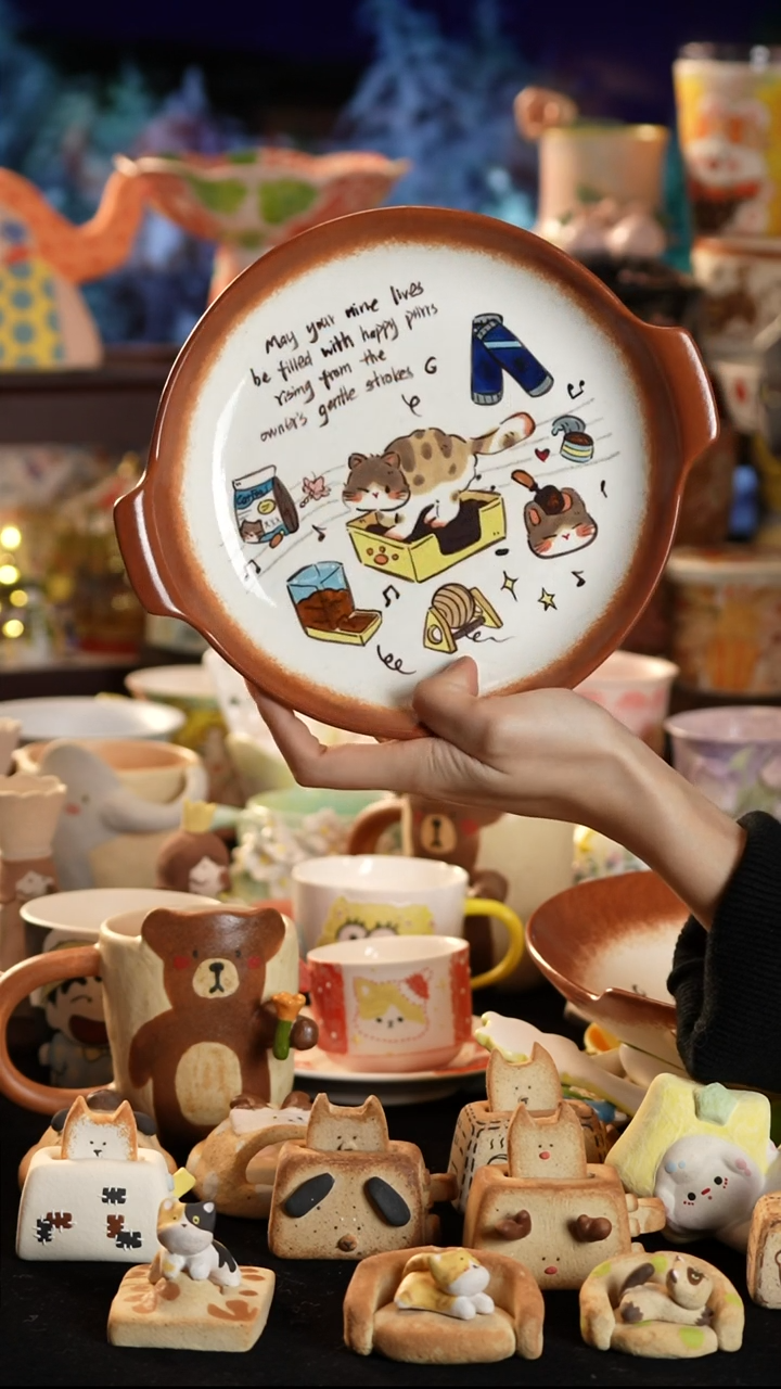 摆件陶景德镇釉下彩手绘设计师款陶瓷