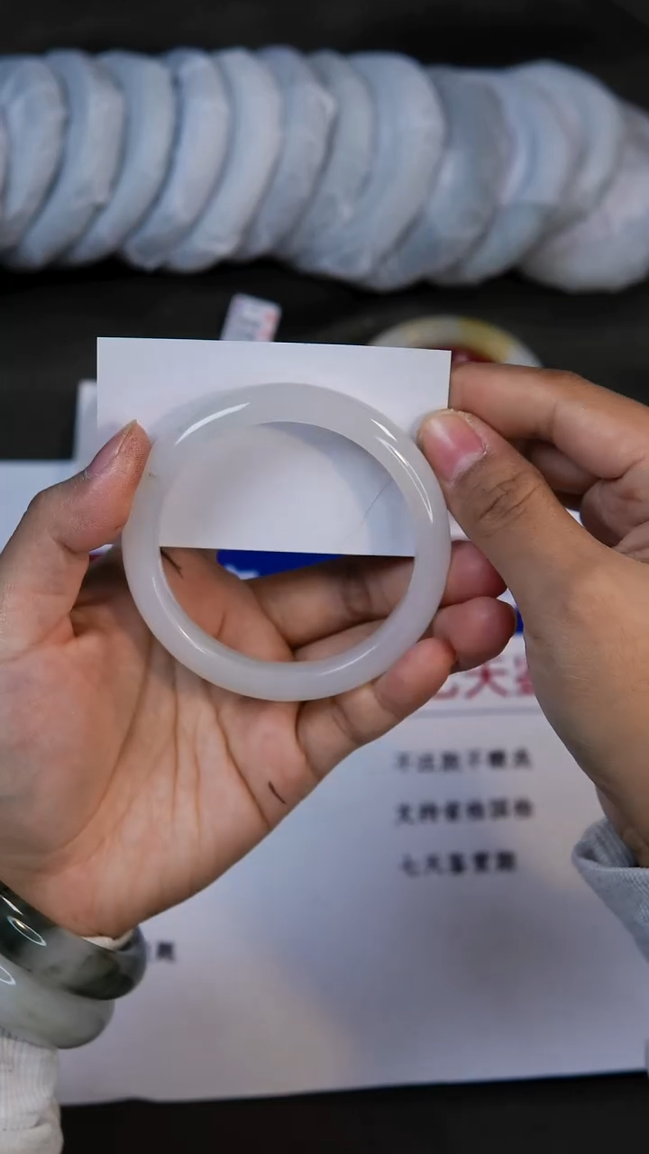 未镶嵌手镯石英质玉134-57/58