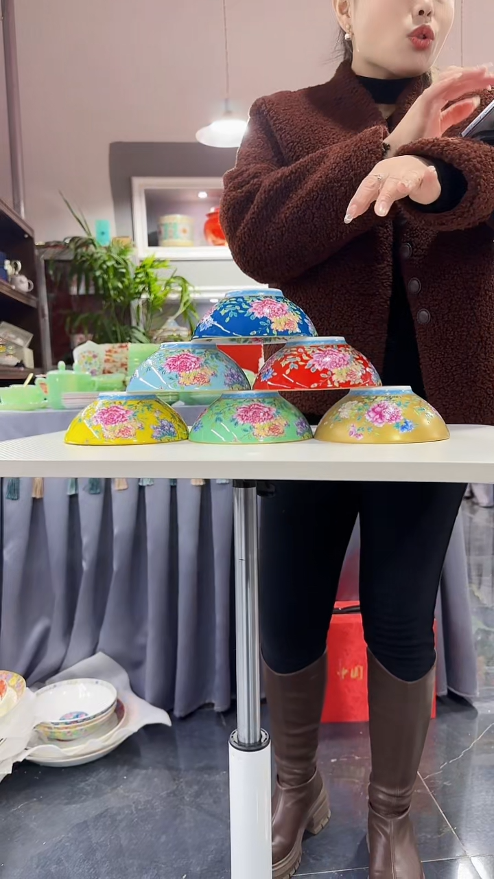 【闪购商品】瓷片 5.5英寸景德镇握足碗6个混色