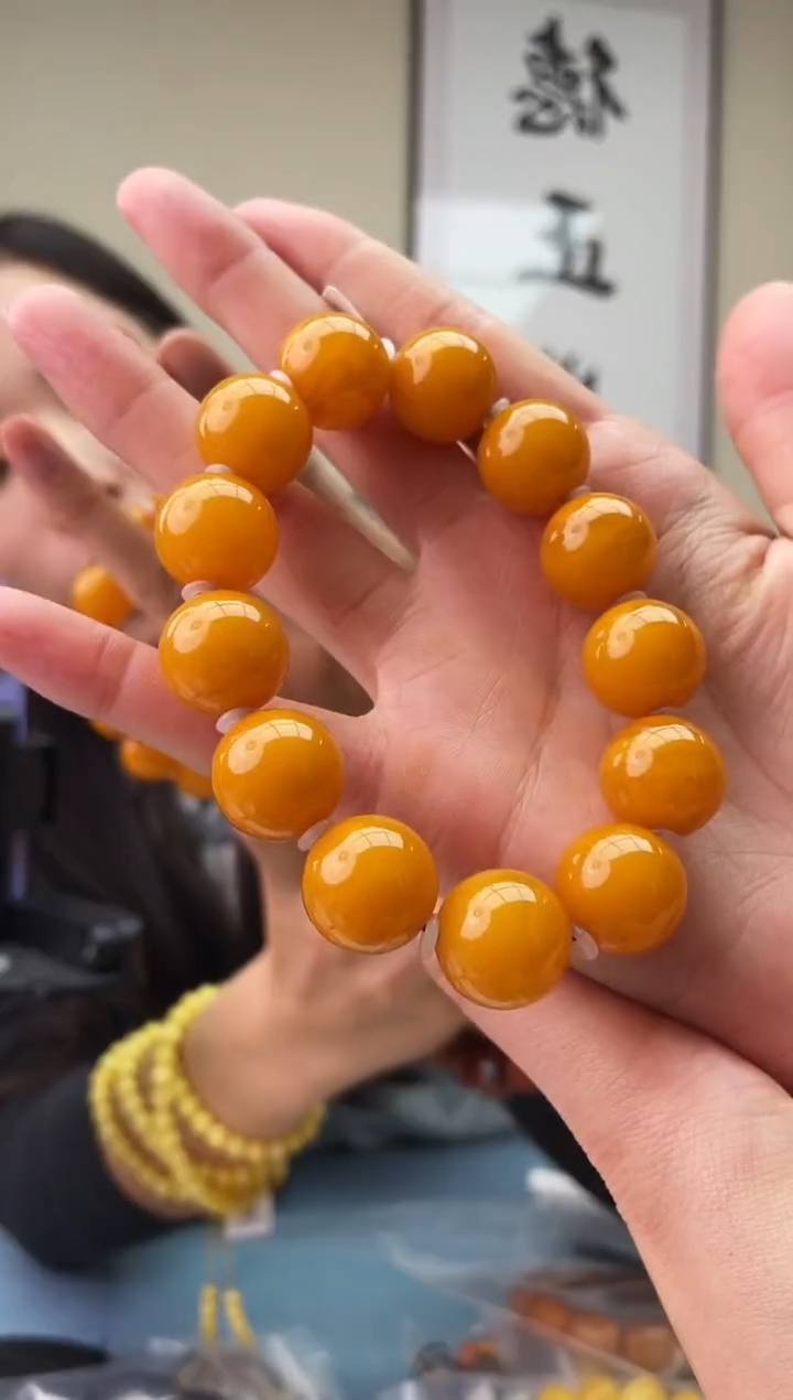 琥珀未镶嵌珠宝奇石T031 16假一罚十，多样性发一件