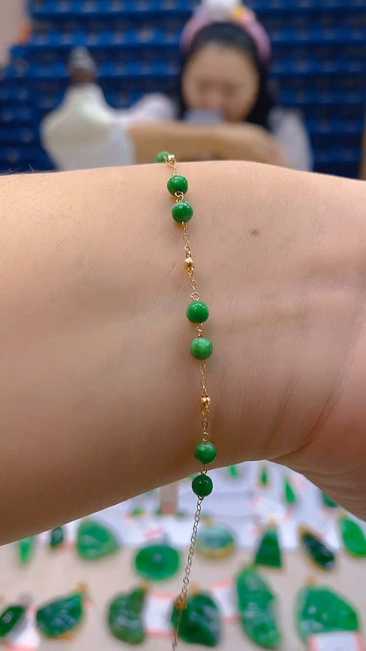 颈饰18K金镶嵌翡翠新号开播 全场乱卖