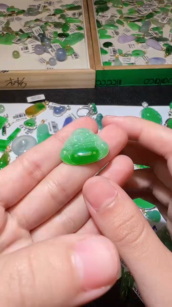 【闪购商品】翡翠挂件未镶嵌我