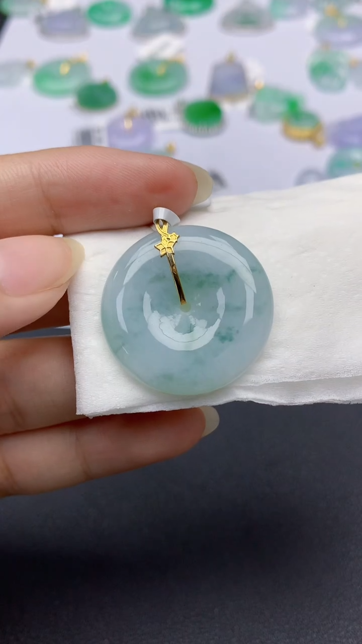 翡翠18K金镶嵌颈饰天然缅甸a货翡翠百元以上9元证书费自理