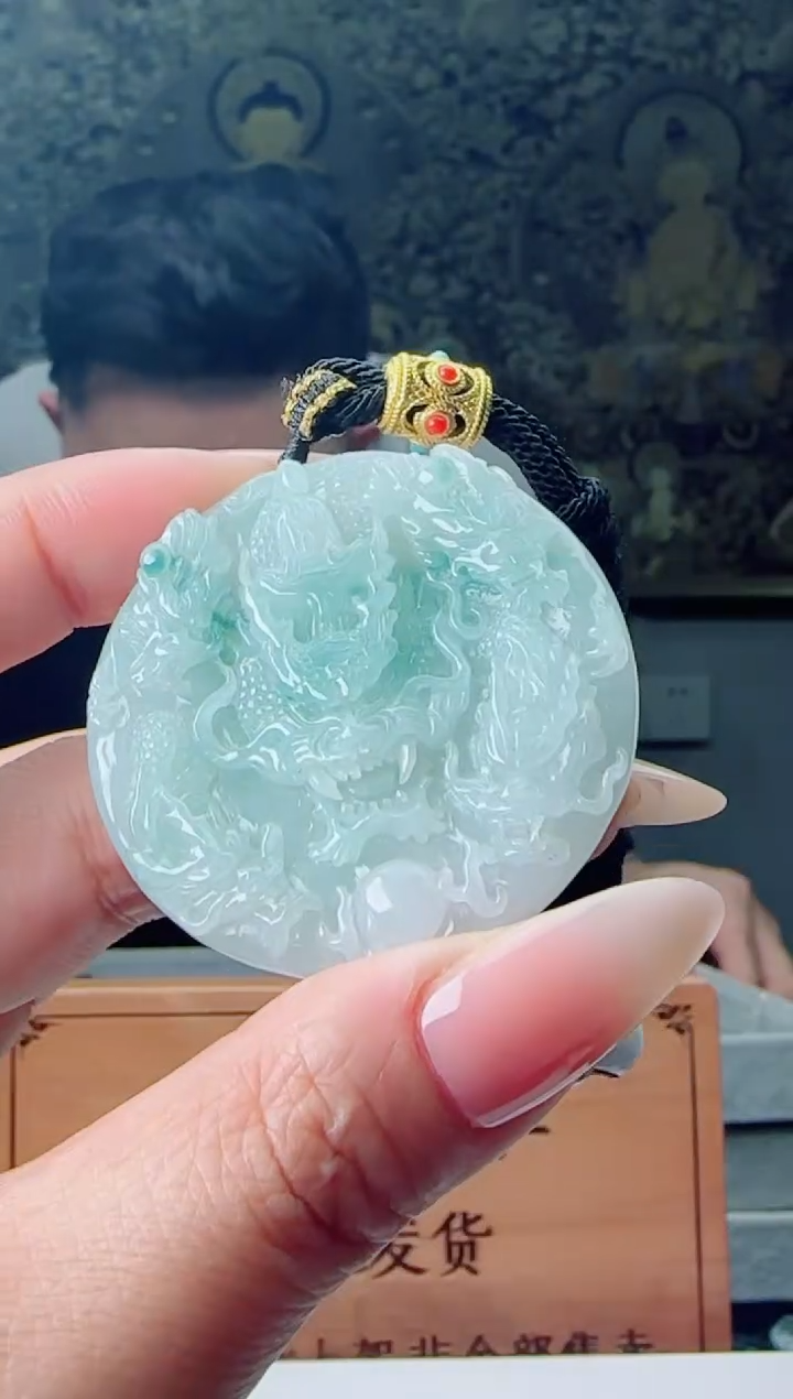 【闪购商品】翡翠颈饰未镶嵌11111111