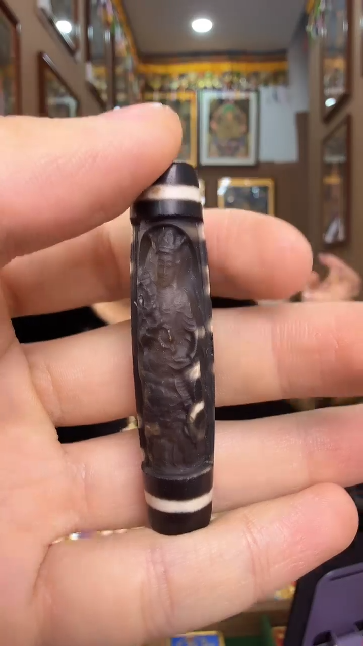 吊坠地藏天珠-纯手绘唐卡