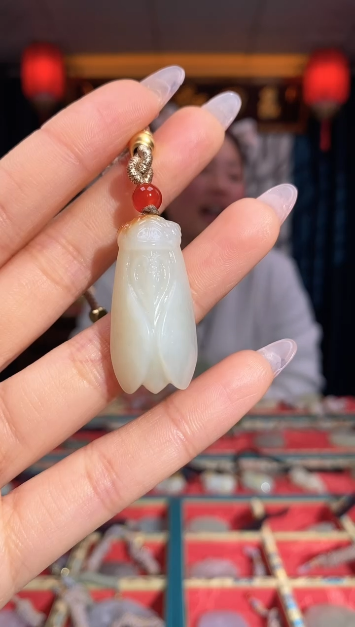 【闪购商品】和田玉颈饰未镶嵌蝉