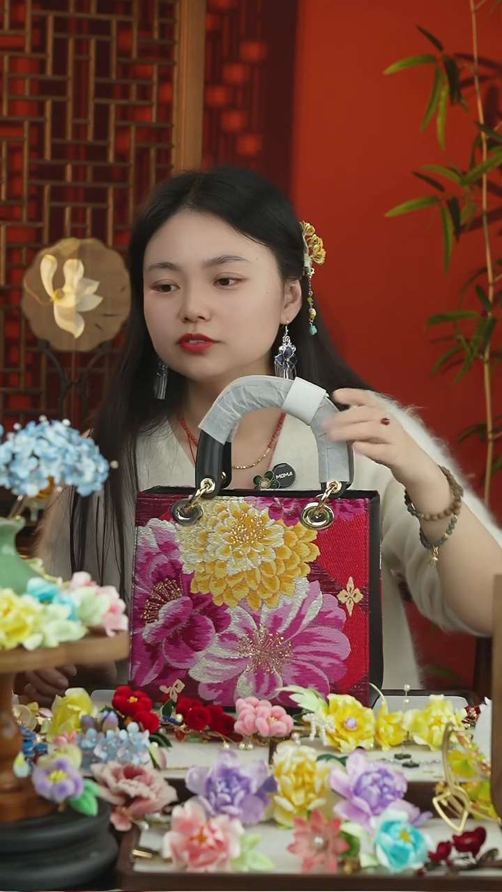 刺绣闪购纯手工非遗国风饰品