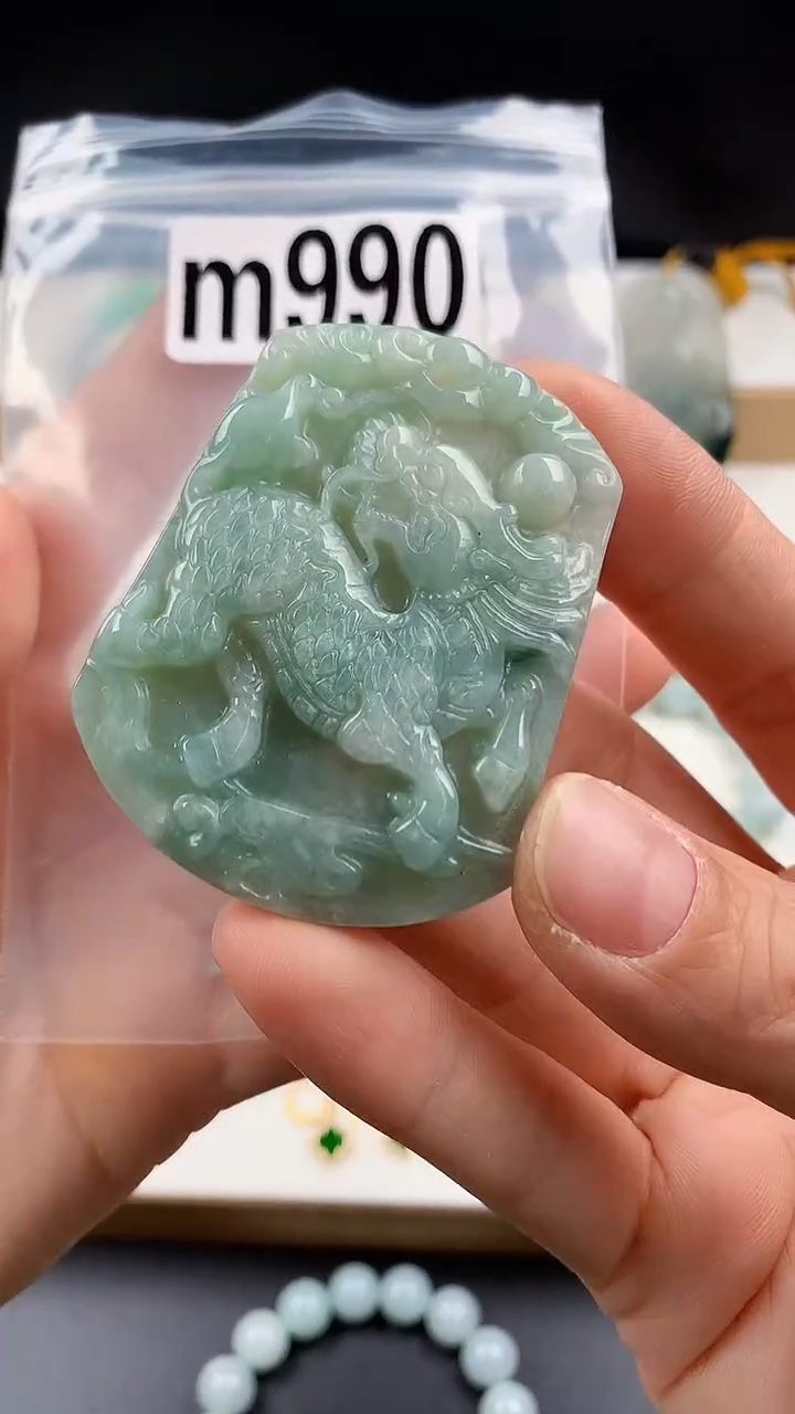 颈饰未镶嵌翡翠天然翡翠吊坠挂件