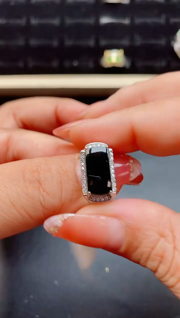 【闪购商品】翡翠戒指银S925镶嵌11221