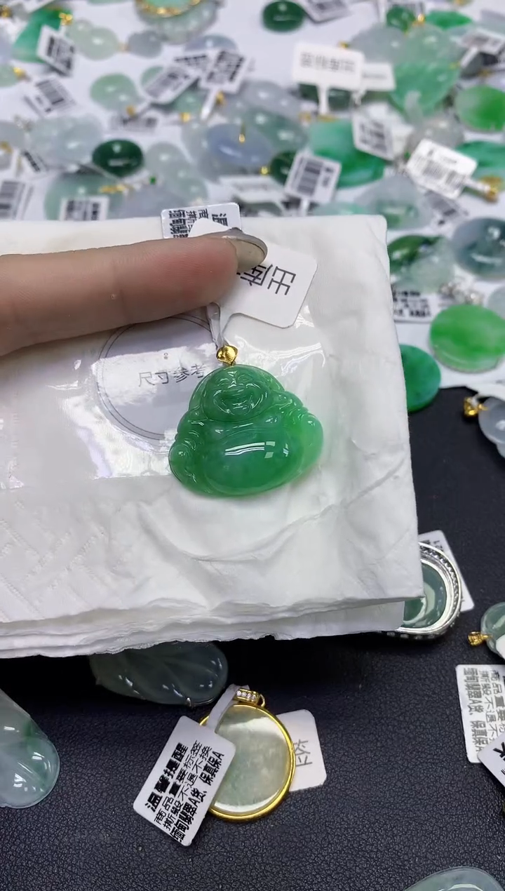 颈饰18K金镶嵌翡翠天然缅甸翡翠A货百元以上9元证书费自理