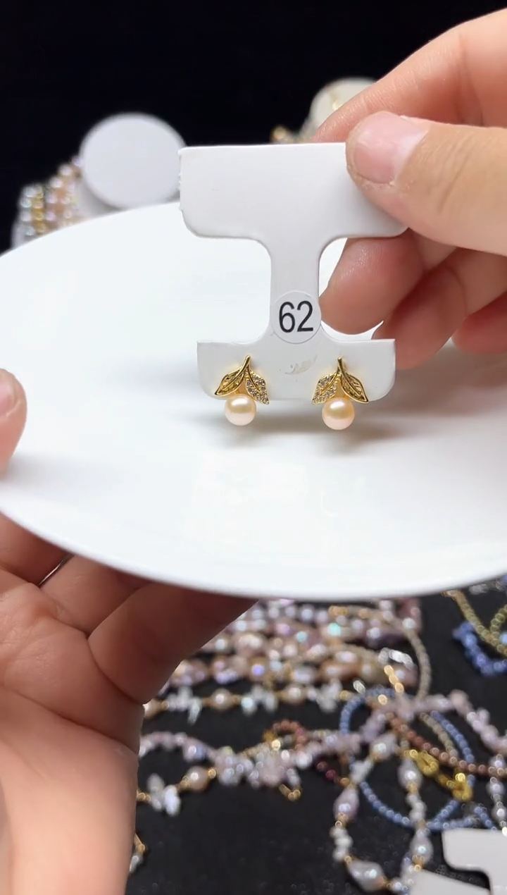 【闪购商品】淡水珍珠耳饰未镶嵌1