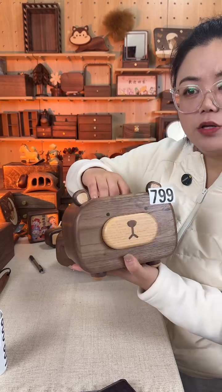 木799号北美黑胡桃小熊纸巾盒