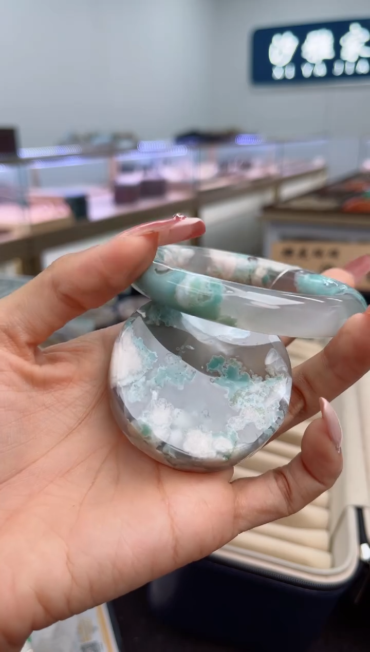 石英质玉手镯未镶嵌55圈口（赠品镯心）4S91265