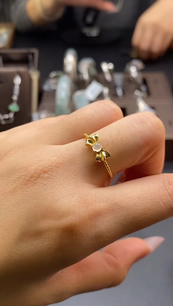 颈饰银S925镶嵌翡翠多样性发一16118